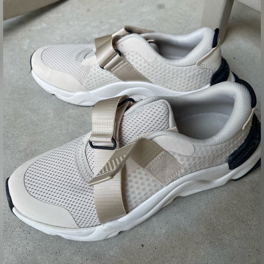 Sorel kinetic light strap sneaker - Picture 3 of 7